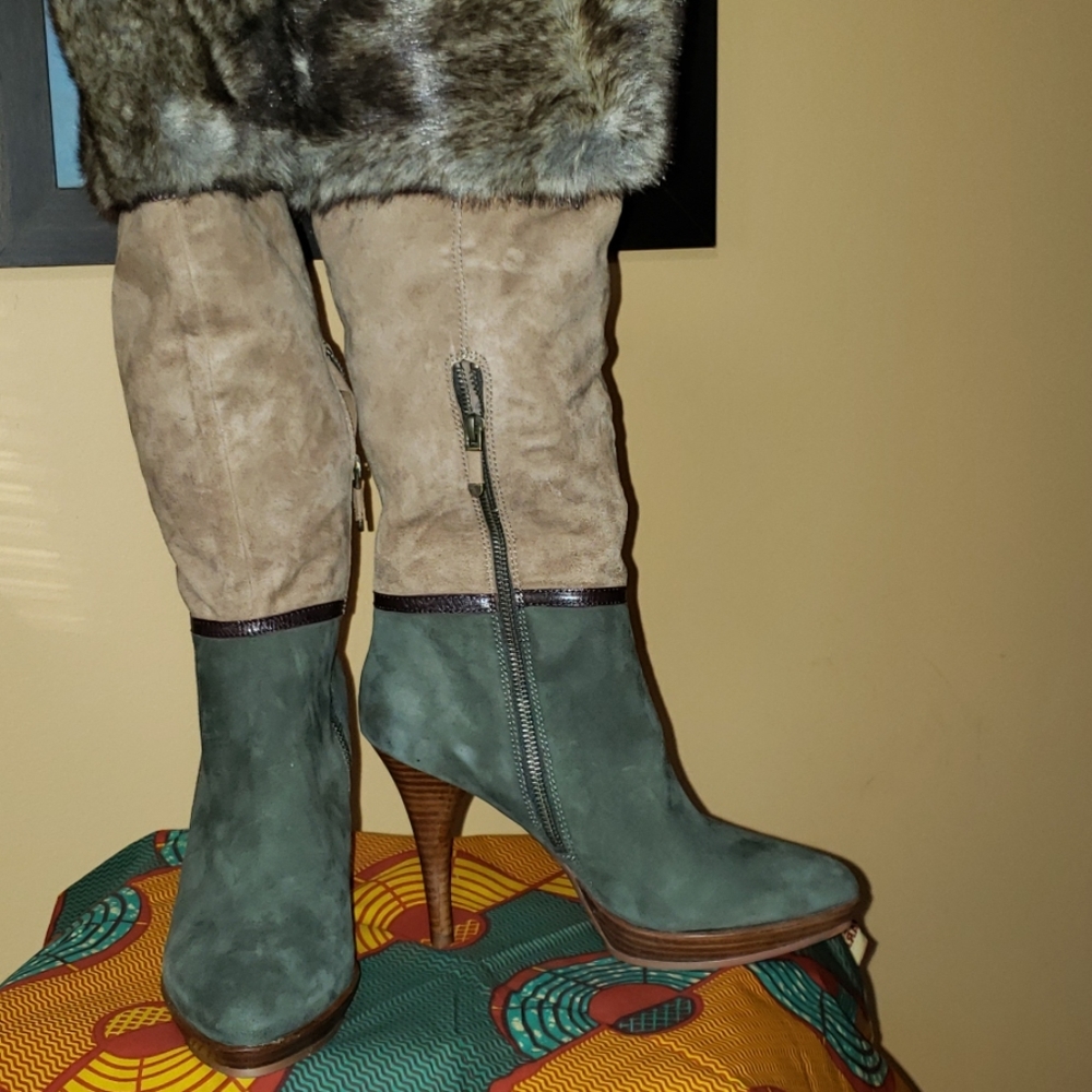 Multi color boots - Picture 2 of 12